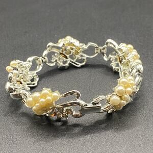 Signed "Star" Vintage Rhinestone Faux Pearl Cluster Bracelet 7.5" Silver Tone